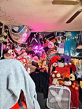 VelvetDiablo online show from 11-22-25, 12:43