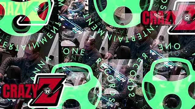 Snapshot of crazyzac chatting on 01-13-26, 06:06 crazyzac online show from 01-13-26, 06:06