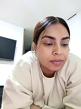 Snapshot of Ivanna2 chatting on 02-08-26, 01:03 Ivanna2 online show from 02-08-26, 01:03