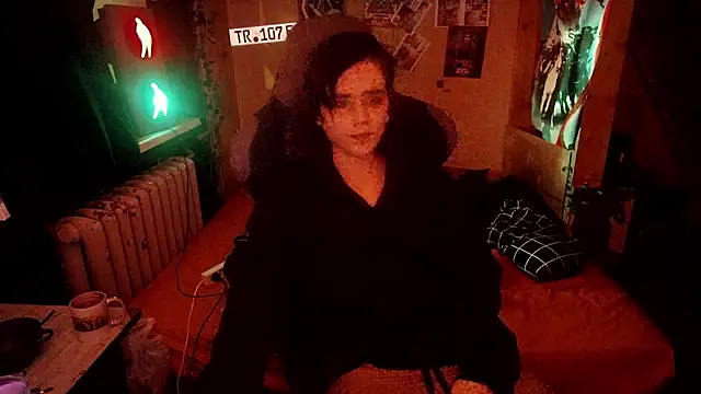 Snapshot of sademobeer chatting on 02-13-26, 04:51 sademobeer online show from 02-13-26, 04:51