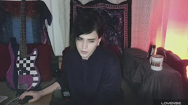 sademobeer online show from 12-05-25, 01:43