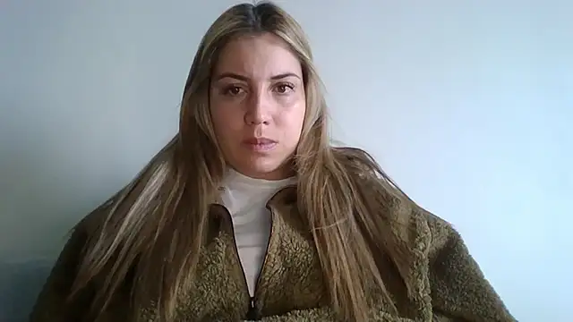 Snapshot of alaanna_new chatting on 10-06-25, 04:19 alaanna new online show from 10-06-25, 04:19