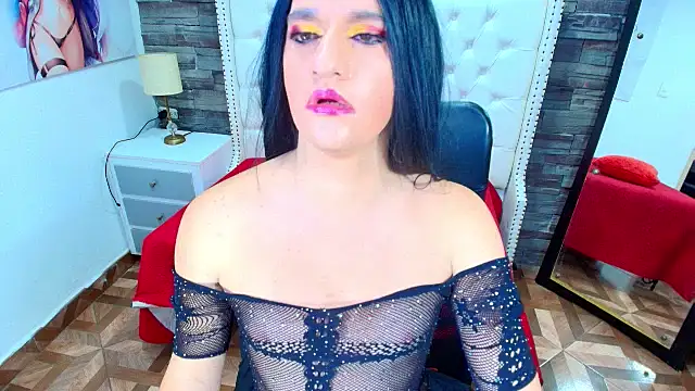 Snapshot of TRINY_TS chatting on 05-10-26, 02:37 TRINY TS online show from 05-10-26, 02:37