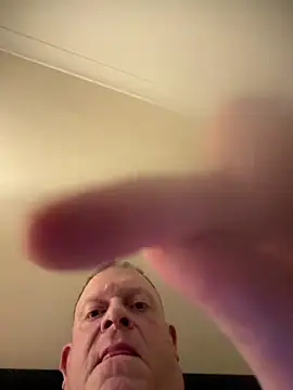 Dannyboy1430 online show from 12-22-25, 10:10