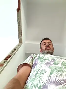 andros2712 online show from 09-17-25, 04:53