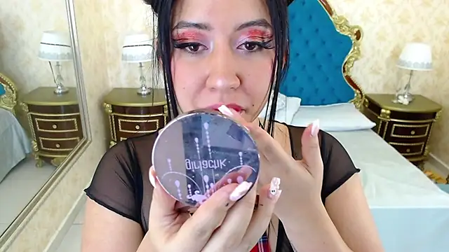 PamelaTomson online show from 10-25-25, 01:23