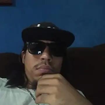 Snapshot of AlexAlejandro13 chatting on 04-23-26, 09:27 AlexAlejandro13 online show from 04-23-26, 09:27