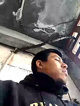 Snapshot of AlexAlejandro13 chatting on 01-13-25, 08:26 AlexAlejandro13 online show from 01-13-25, 08:26