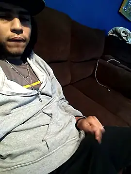 AlexAlejandro13 online show from 01-10-26, 08:04