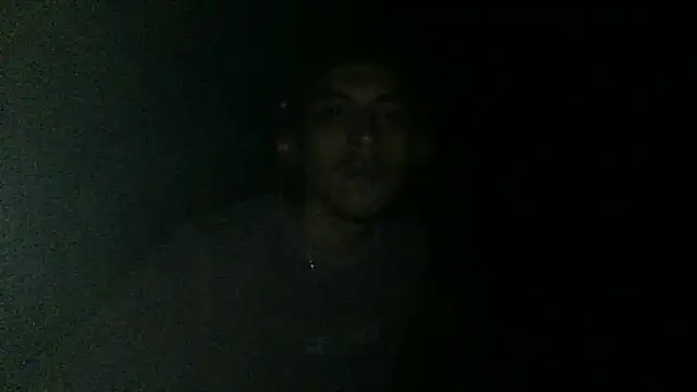 Snapshot of AlexAlejandro13 chatting on 09-24-25, 05:36 AlexAlejandro13 online show from 09-24-25, 05:36