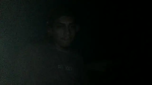 Snapshot of AlexAlejandro13 chatting on 09-26-25, 06:20 AlexAlejandro13 online show from 09-26-25, 06:20