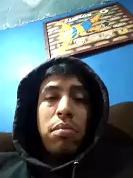 Snapshot of AlexAlejandro13 chatting on 01-17-25, 08:33 AlexAlejandro13 online show from 01-17-25, 08:33
