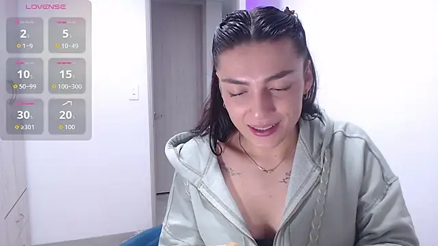 EricaVanderhill online show from 10-22-25, 12:54
