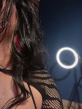 Roxxannne online show from 02-20-26, 01:24