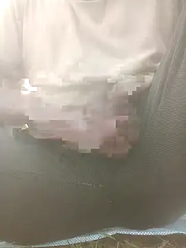 FinableKnee online show from 10-20-25, 02:57