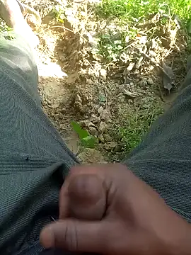 FinableKnee online show from 04-05-26, 03:24