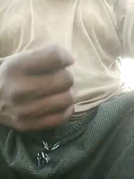 FinableKnee online show from 10-03-25, 04:14