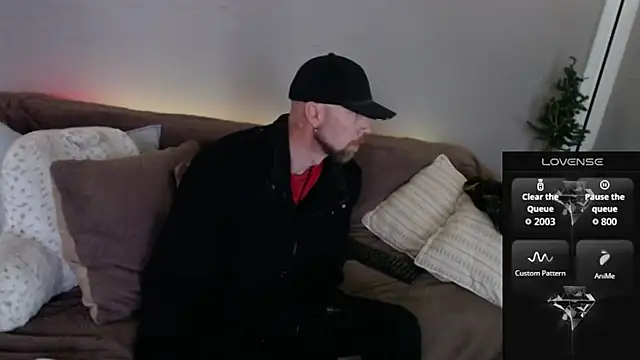 MaxRouger online show from 12-05-25, 07:55