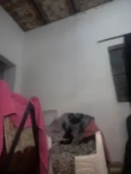 Snapshot of Alicbranca chatting on 11-09-25, 04:05 Alicbranca online show from 11-09-25, 04:05