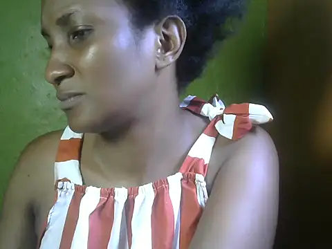 Snapshot of Athena_2019 chatting on 04-16-26, 08:26 Athena 2019 online show from 04-16-26, 08:26