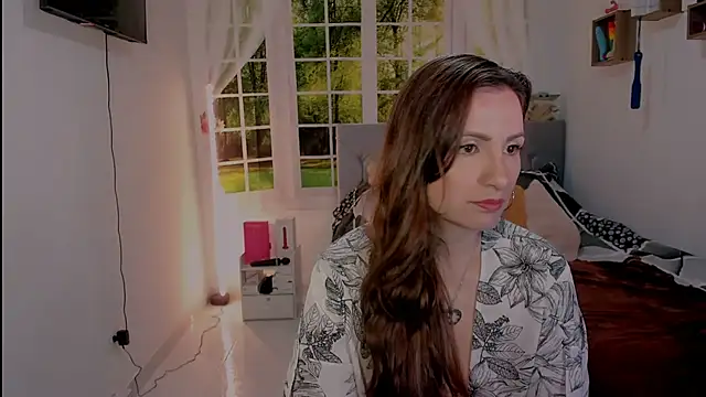 vanessabrown  online show from 05-08-26, 02:10