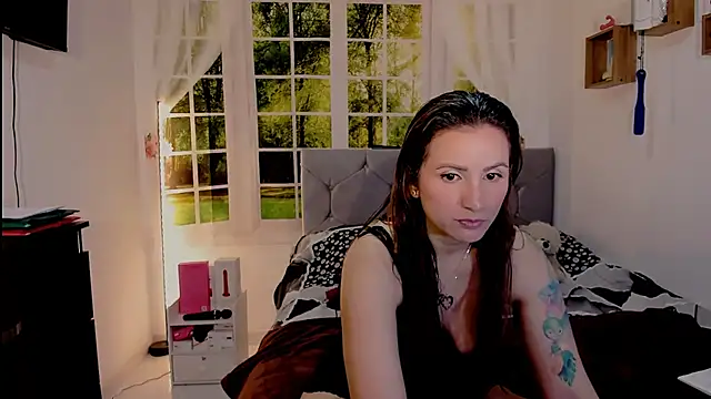 vanessabrown  online show from 07-01-26, 05:46
