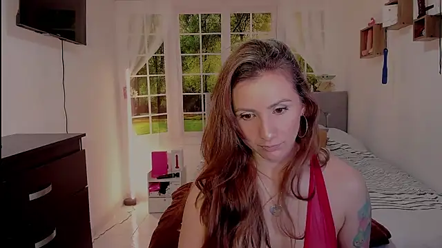 vanessabrown  online show from 06-09-26, 05:03