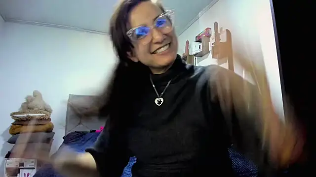 vanessabrown  online show from 03-04-26, 07:54