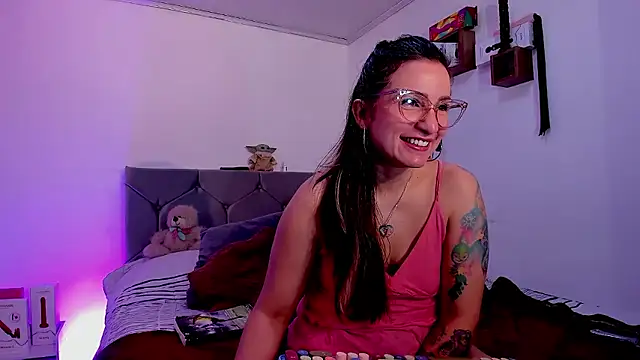 vanessabrown  online show from 01-14-26, 05:16