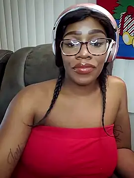 Snapshot of lollycoco chatting on 12-21-25, 07:10 lollycoco online show from 12-21-25, 07:10