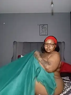 PearlSexxy69 online show from 06-24-26, 07:11
