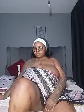 PearlSexxy69 online show from 06-21-26, 01:44