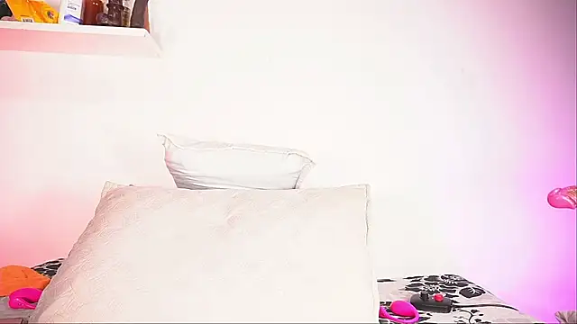 Snapshot of sofi_decker chatting on 09-10-25, 03:16 sofi decker online show from 09-10-25, 03:16