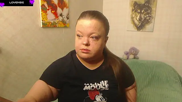 Janiffer MiMi online show from 10-30-25, 08:06