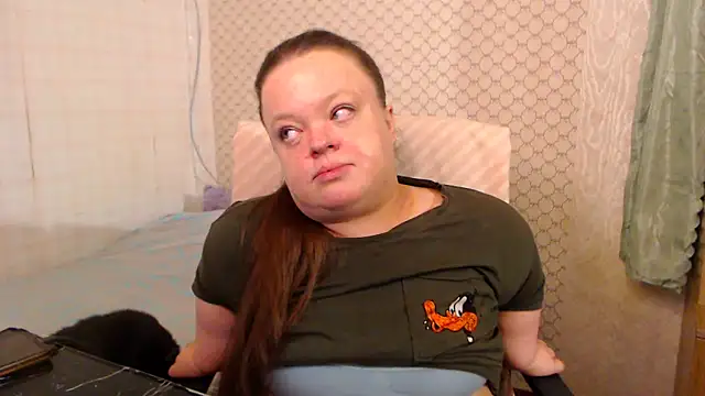 Snapshot of Janiffer_MiMi chatting on 06-19-26, 09:31 Janiffer MiMi online show from 06-19-26, 09:31