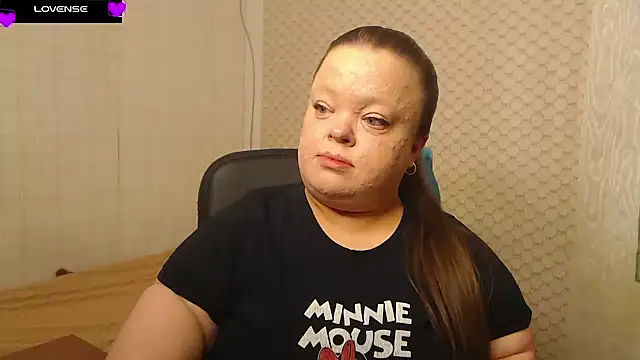 Janiffer MiMi online show from 03-22-26, 04:19