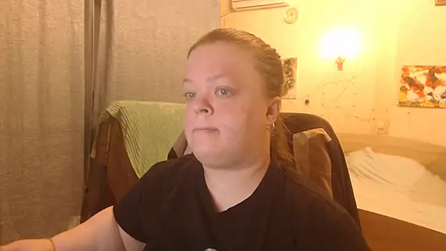 Janiffer MiMi online show from 03-18-25, 07:33