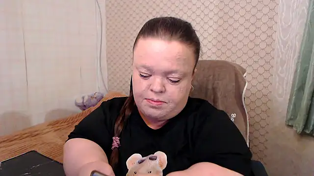 Janiffer MiMi online show from 05-14-26, 05:54