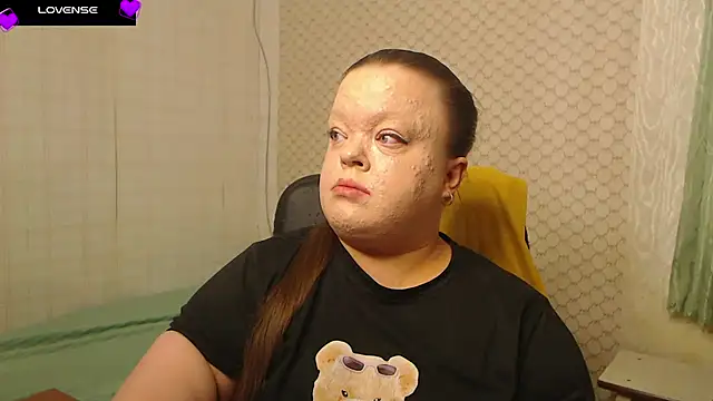 Janiffer MiMi online show from 04-04-26, 02:12