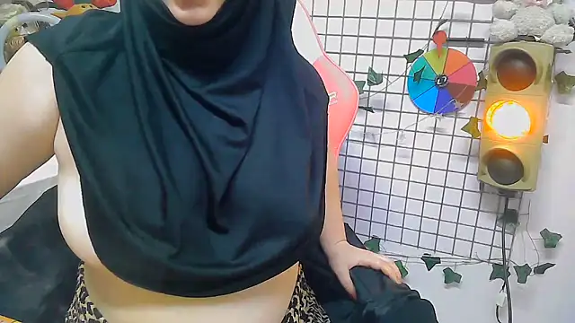 Snapshot of PinkPudding chatting on 03-03-26, 07:43 PinkPudding online show from 03-03-26, 07:43