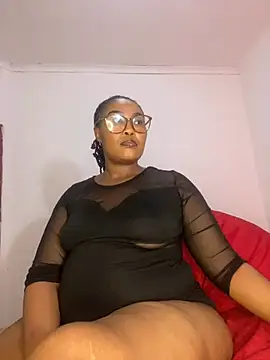 Snapshot of BADFATASS85 chatting on 03-06-25, 03:35 BADFATASS85 online show from 03-06-25, 03:35