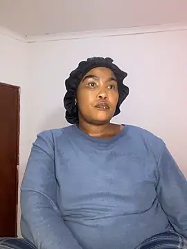 Snapshot of BADFATASS85 chatting on 03-10-25, 11:49 BADFATASS85 online show from 03-10-25, 11:49