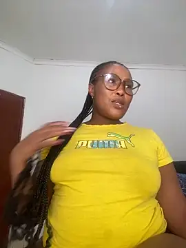 Snapshot of BADFATASS85 chatting on 02-28-25, 08:09 BADFATASS85 online show from 02-28-25, 08:09