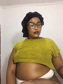 Snapshot of BADFATASS85 chatting on 03-13-25, 11:38 BADFATASS85 online show from 03-13-25, 11:38