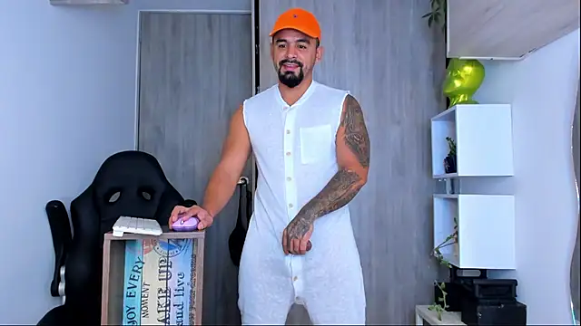 Ricardo 1998 online show from 02-26-25, 02:19