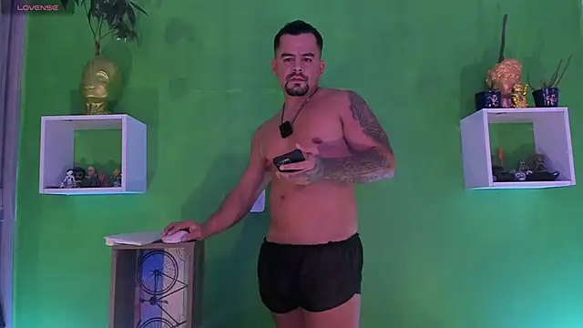 Ricardo 1998 online show from 10-27-25, 04:02