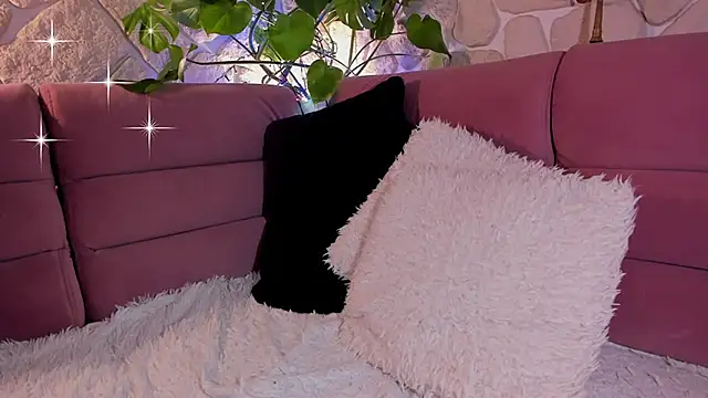 glamour kitten online show from 02-19-26, 05:32