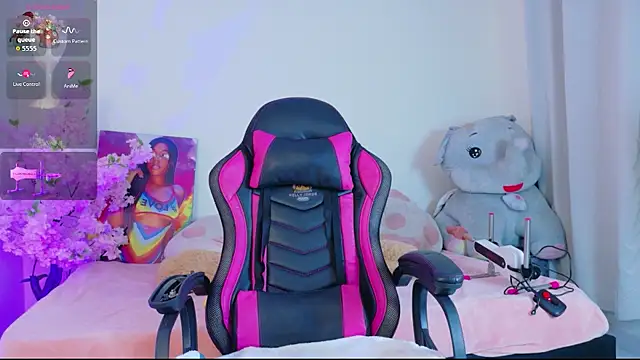 HollyJorda online show from 02-15-26, 04:13