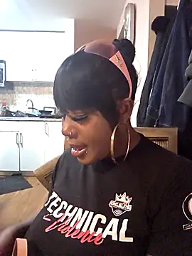 Cherishcherrysha online show from 10-28-25, 12:22