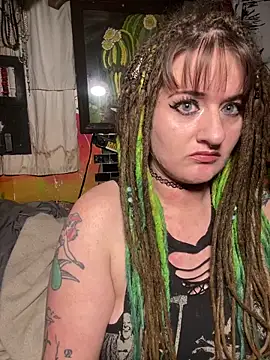 1-800-FUCKYOU online show from 12-18-25, 04:50